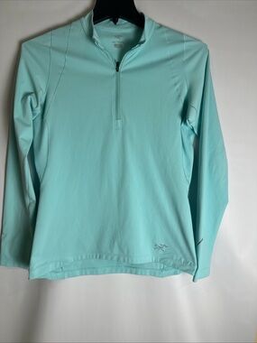 Arc'teryx Women's Aqua Mint Half-Zip Performance Pullover